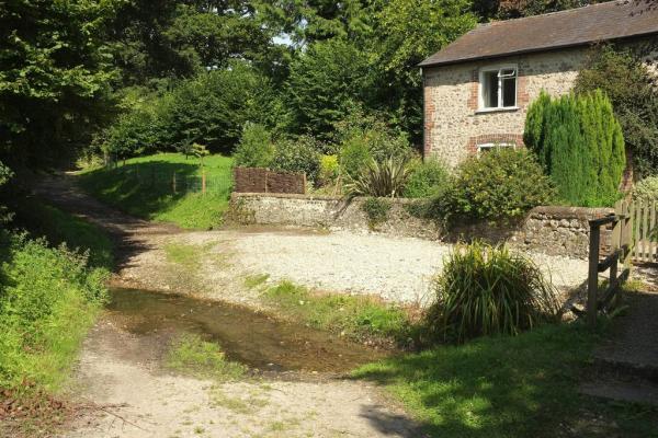 Minterne Magna, Ford by Keeper's Cottage